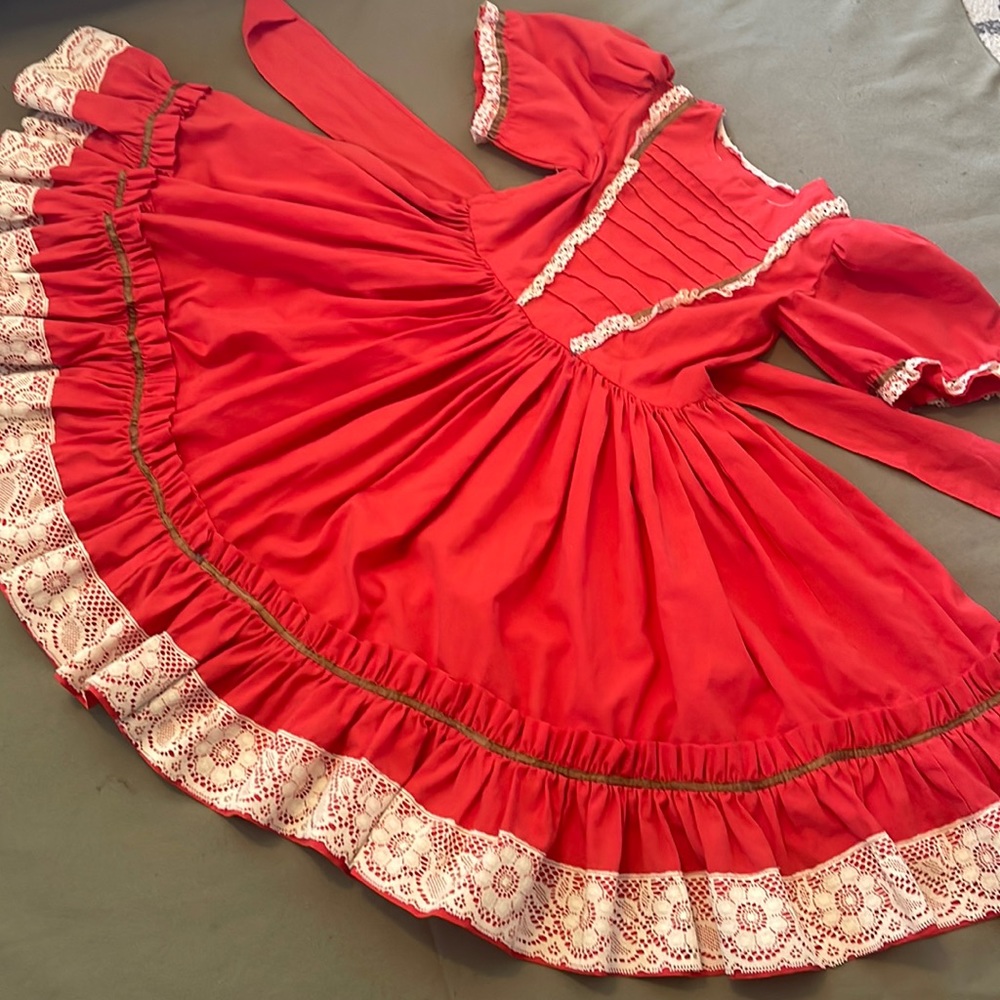 FOLKLORIC BEAUTIFULL Ruffled Girls DRESS - Picture 1 of 13